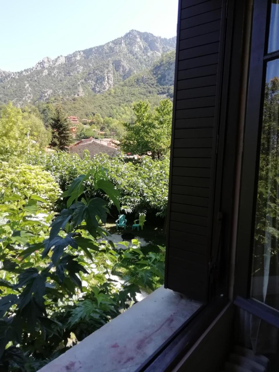 La Mirabelle-Casteil Country House Hostal Exterior foto