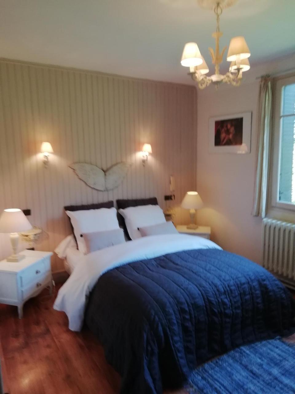 La Mirabelle-Casteil Country House Hostal Exterior foto