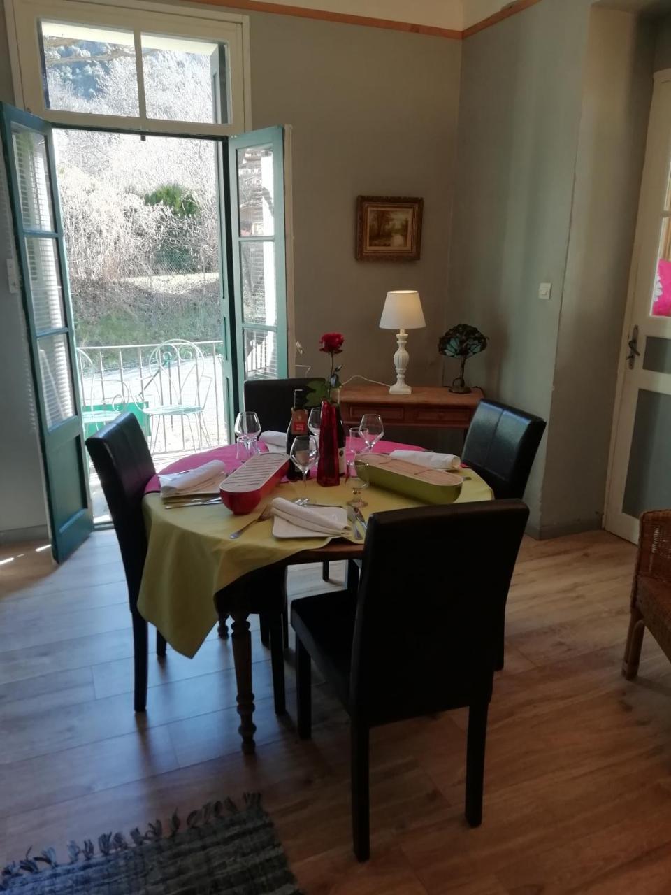 La Mirabelle-Casteil Country House Hostal Exterior foto