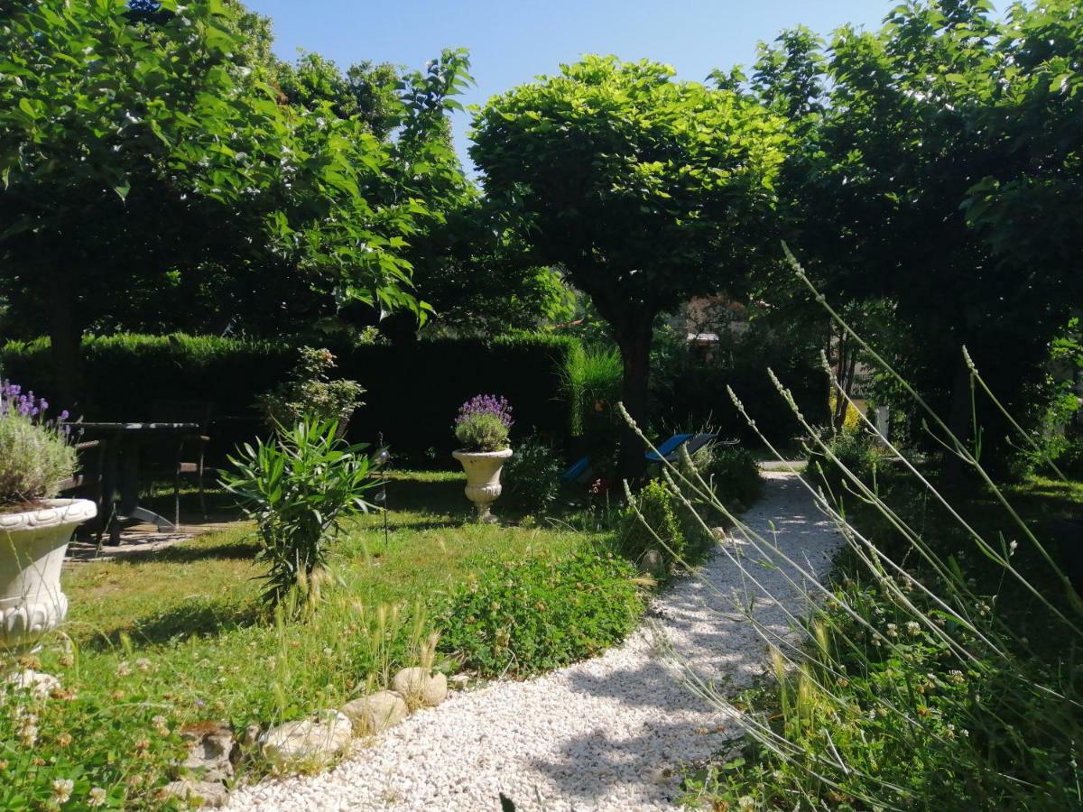 La Mirabelle-Casteil Country House Hostal Exterior foto