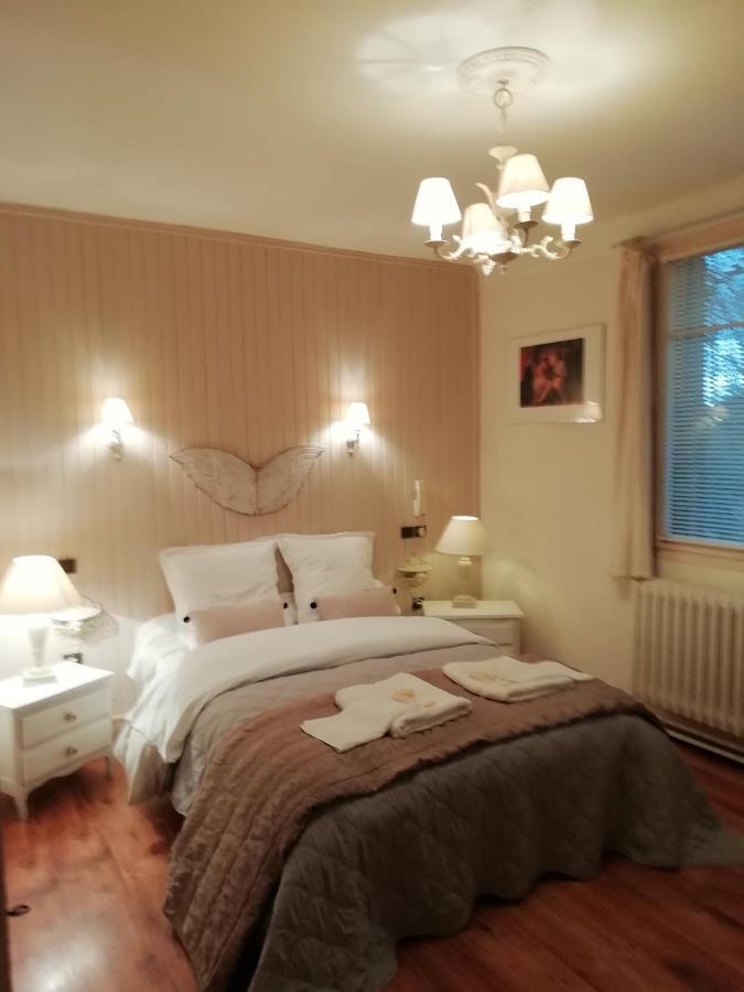 La Mirabelle-Casteil Country House Hostal Exterior foto