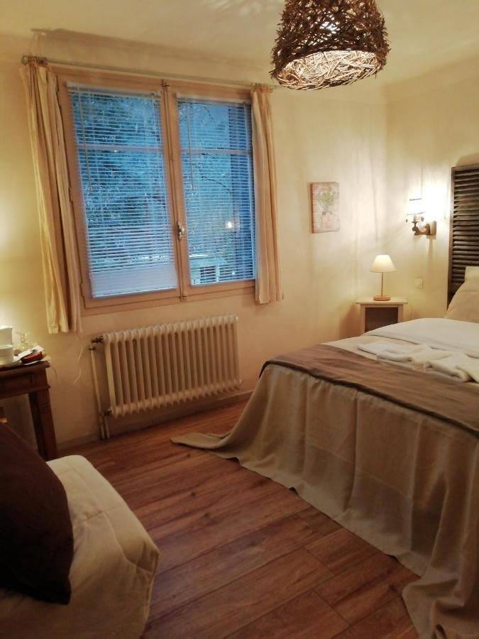 La Mirabelle-Casteil Country House Hostal Exterior foto